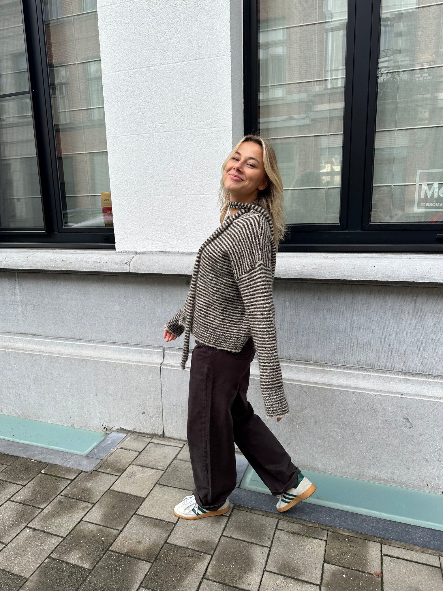 Tara knit brown