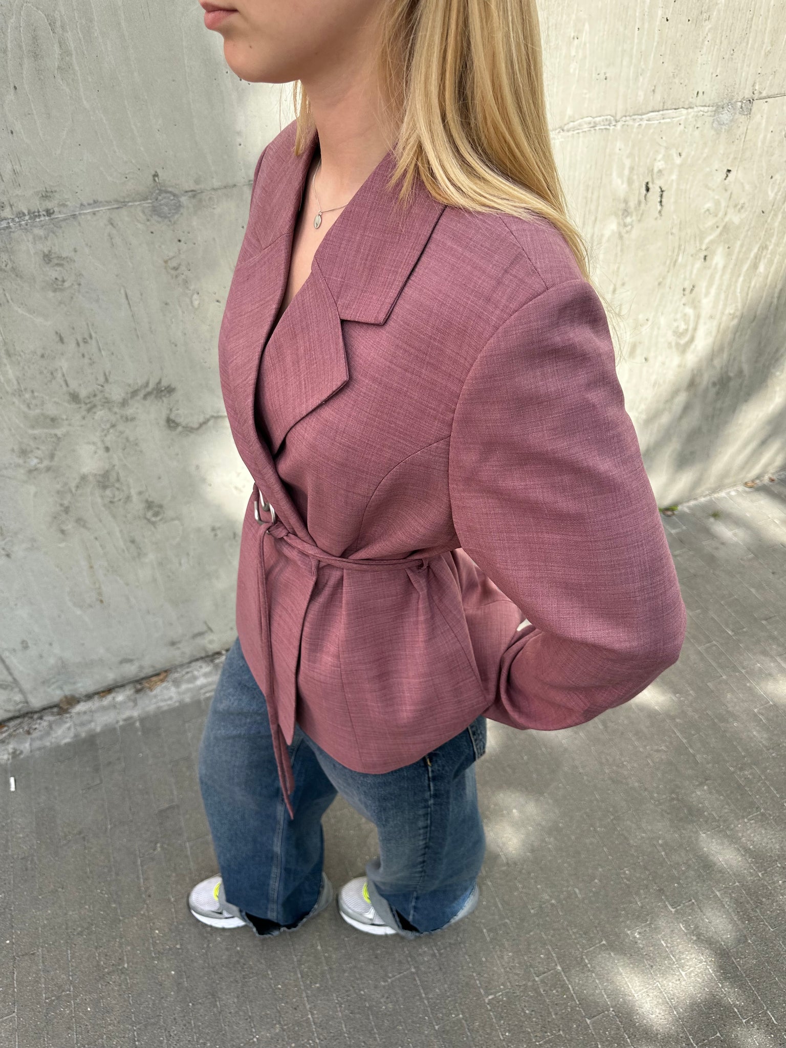 Ivia-M blazer