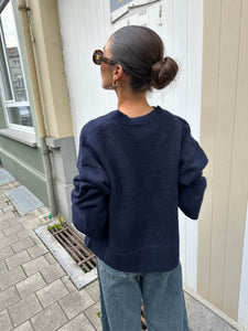 Dova knit navy