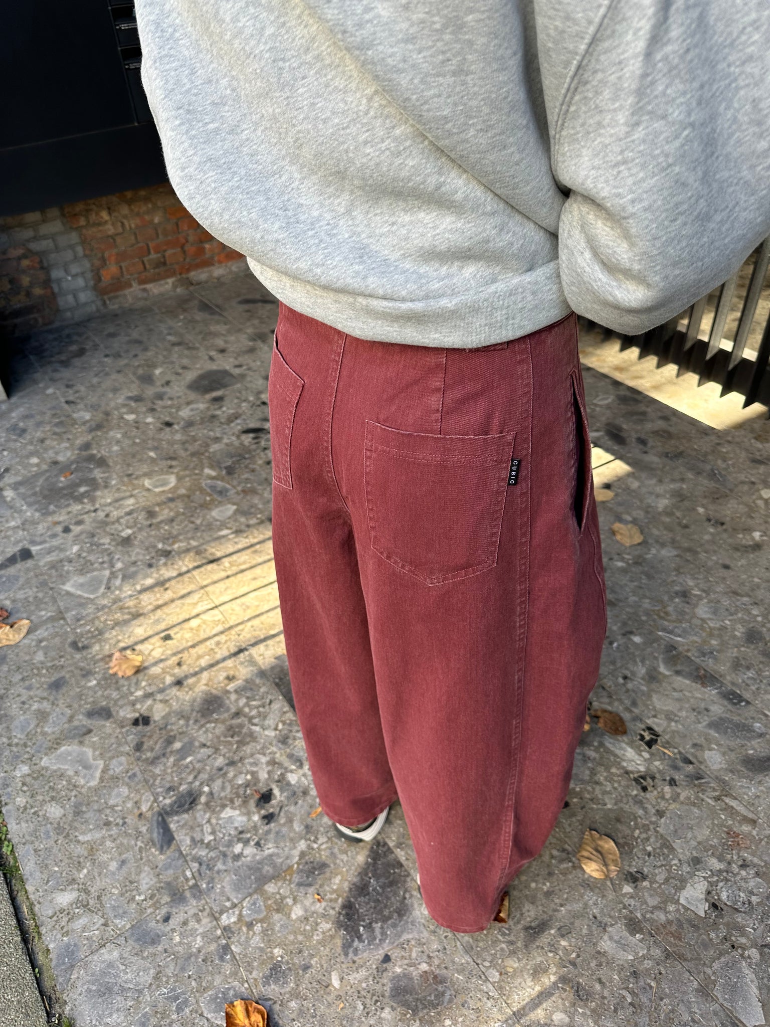 Tapered leg denim red