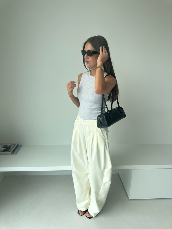 Pova pleated pants
